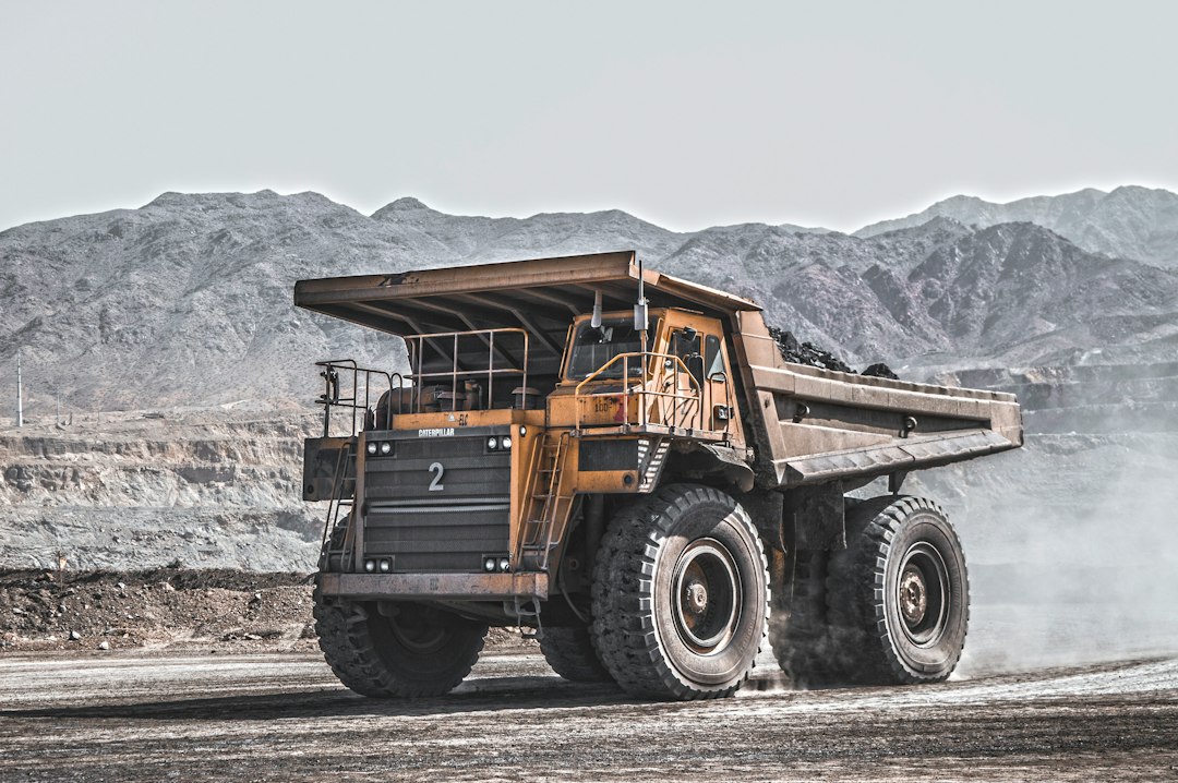 Mining & Heavy Equipment industrial data logging use case