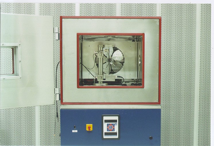 A real hot and cold climatic chamber with an open test compartment